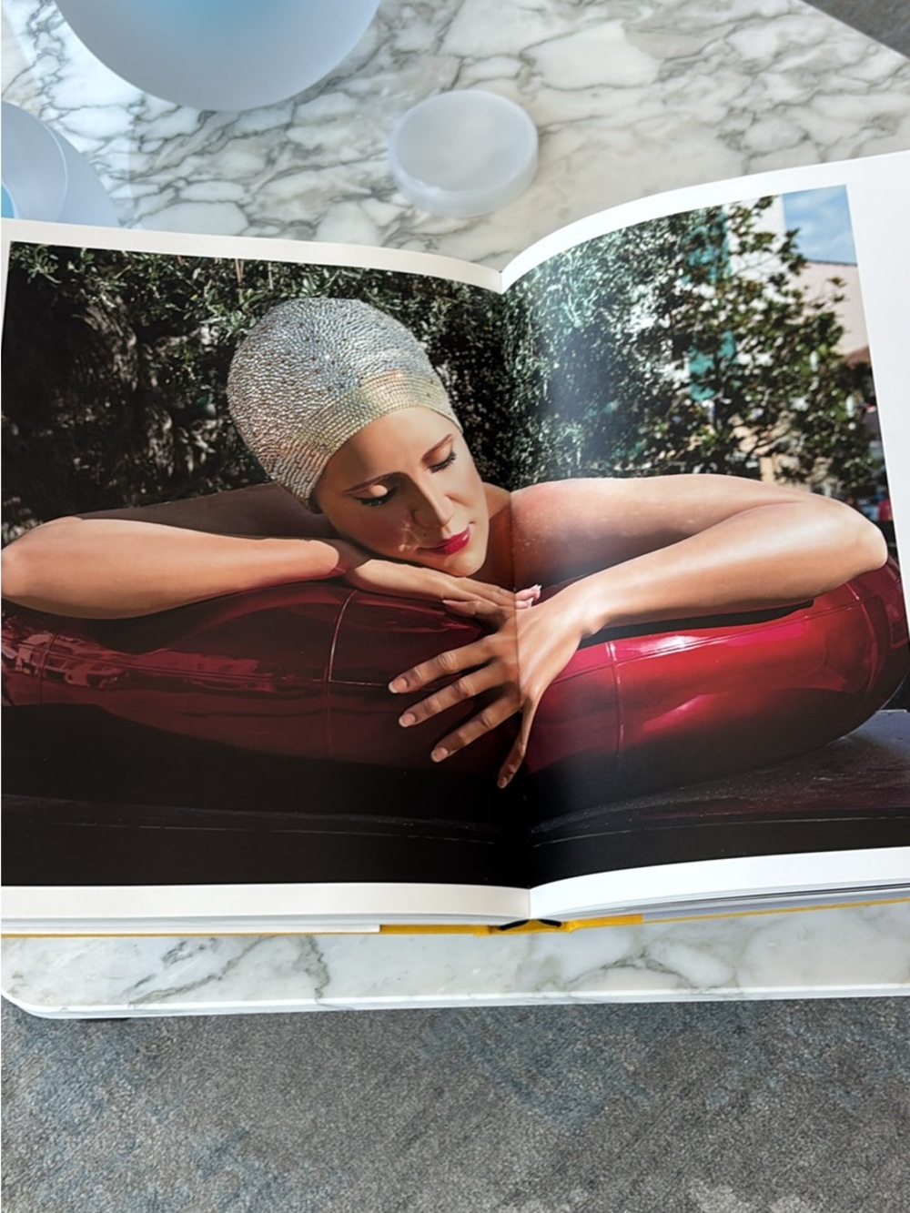 Rizzoli Feuerman Superrealist Sculptures Coffee Table Book – Like New